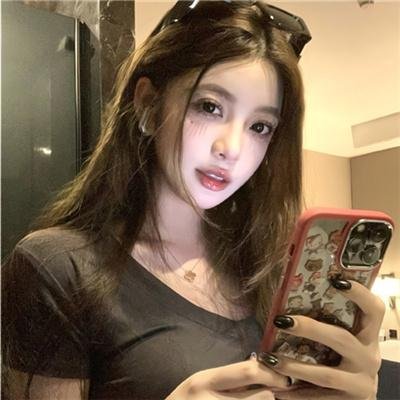 汉娜·盖茨比：道格拉斯
